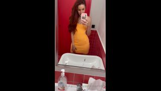 Amarna Miller () Amarnamiller - i love public bathrooms p 15-06-2021-1