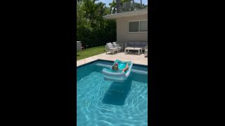 Margotdulac 54042632 video 2023-07-12 17-47-9