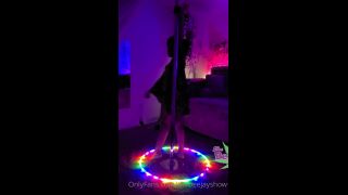 TheBeeJayShow () Thebeejayshow - after a fun magic mushroom filled date day with bae creativity struck i created my 01-04-2021-6