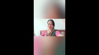 Sex Newly married Bhabhi seduce by bra seller in the home-7