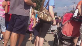 Milf s pink thong visible in public place Milf!-5