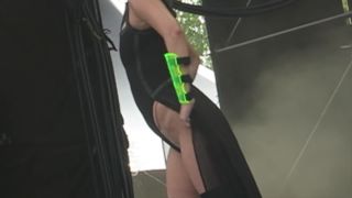 Performance 53 - 144 ,  on voyeur -4