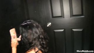 Video Rhonda First Glory Hole 1080p FullHD-7