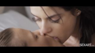 Video Sarah Kay, Mia Trejsi   Feel The Beat 1080p FullHD-0