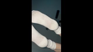 [FootJob-Porn.com] Onlyfans - Tuffie Arch Queen_156_tuffiearchqueen-29-12-2021-2314518550-pov you come over to watch a movie chillБ─╕ but you say the wrong thing, next thing you_Footjob-HD Leak-7