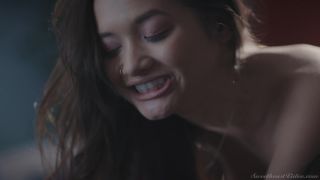 Porn tube Reagan Foxx, Alex De La Flor (The Kissing Bandit) The Kissing Bandit with Reagan Foxx and Alex De La Flor-6
