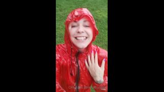 UKCuteGirl () Ukcutegirl - sexy red pvc this is the behind the scenes video of the kinkysplashcom video going o 18-08-2020-9