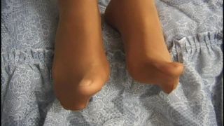 xxx clip 17 small feet fetish CHRISSY&39;S FOOT TEASE, jb classics on high heels porn-3