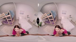 Mia Evans VR Hostel E3 This is My Room Fucker 4K -1