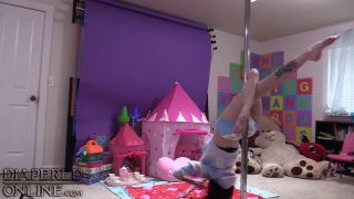 Diaperedonline2Samara Samara Pole Dancing in Hoodie and Diaper-6