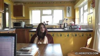 Kissie (Bow)Talking Nonsense - spankingonline1-1