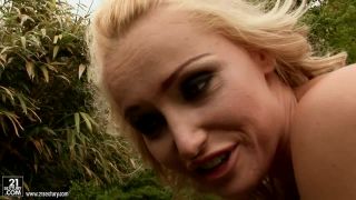 Kathia Nobili Nikky Thorne KathiaS Guiding Hands V Downlo...-9