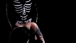 [supermisses.com] UnemployedModel – Halloween Sex Scary Skeletons Rough Fucking-0