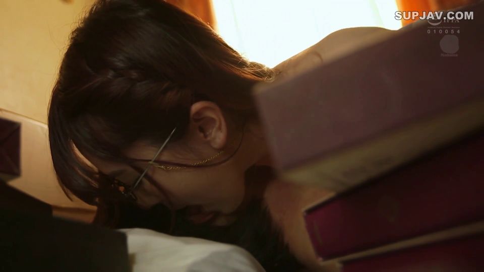 Reducing Mosaic JUY-819 地味で大人しそうな本屋の文系人妻にじっくりねっとり弄ばれる僕 波多野結衣