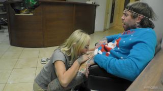 [ImmoralLive] Chloe Temple [12.21.25] [1080p]-2