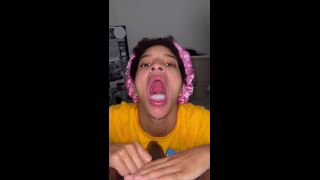 Foxybrown20 - Helping my sore throat-9