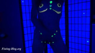 Blacklight Strip Tease and Dildo Fuck – Candy Cameltoe(Fisting porn videos)-3