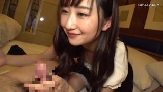 FC2PPV 3052969 【生中】スレンダーで小柄な清純派推しメイドと生ハメイチャラブSEXした件【数量限定】 - FC2PPV-3