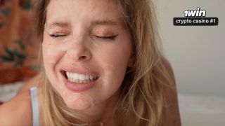 6288 Started With A Kiss    Ended With Her Legs Shaking-9