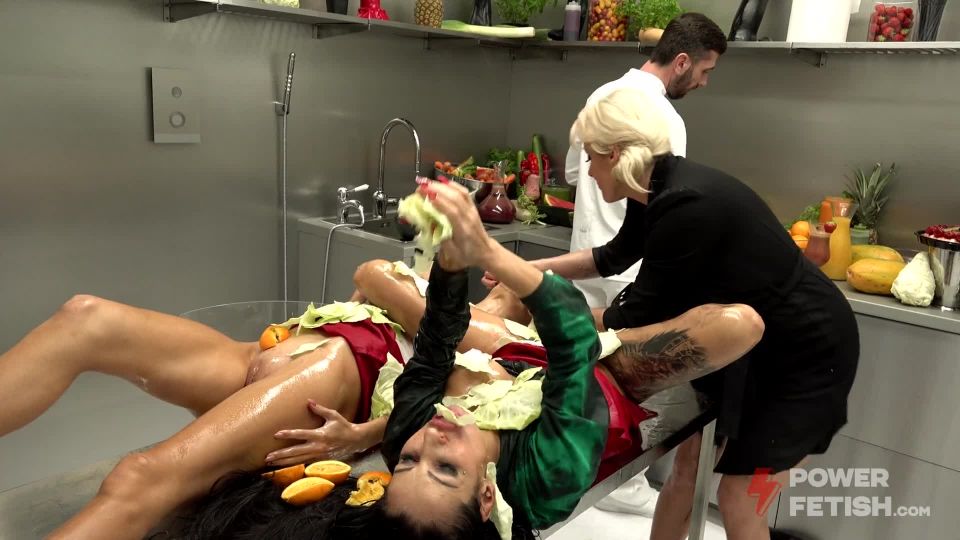 Brittany Bardot, Valentina Sierra, Megan Venturi - cum &...