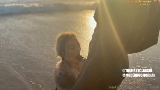 Heidi Jo Fit BBC Bull Public Beach Hotel Cuck Onlyfans (Amateur porn)-2