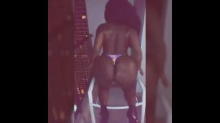 Mizzbeethebodyxxx () - balcony booty play 06-04-2018-5