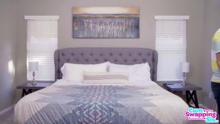 free xxx video 17 Anna Claire Clouds & Penelope Kay (Stepsis And Her Friend Swap My Snowball) - landing strip - femdom porn white socks fetish-2