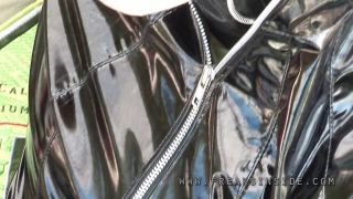 Clip121-3