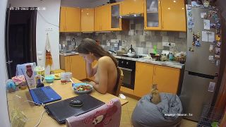 Flamy Nika 22 09 29 ariela topless cooking 720p-9