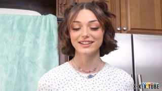  Shrooms Q  Facial, Blowjob, Natural Tits, Straight, Teen Shrooms Q - Shrooms Q Plays With Her Food While Getting Fucked SiteRip SiteRip-1