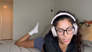 [K2S.CLUB] Crybabysmallfry - CAUGHT The Pervert Who Was Taking CREEP Shots Of Me - SD 480P-4