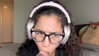 [K2S.CLUB] Crybabysmallfry - CAUGHT The Pervert Who Was Taking CREEP Shots Of Me - SD 480P-6