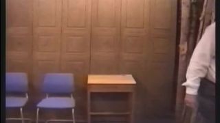 Spankingvsspspanksygosn115.-5