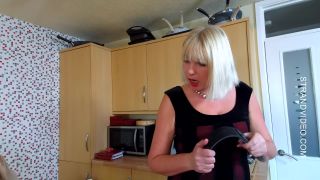 Spanking Sarahspr-1876-7