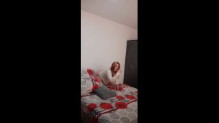 Old/Young  My wife sends me a video of herself masturbating-1