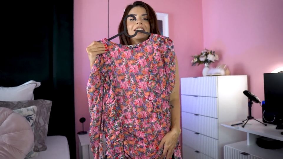 TheAlexaCreed Mistress Alexa’s Sissy Academy (Femdom porn)