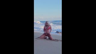 Jesse Jane - jessejanex () Jessejanex - so excited to be headed back to the beach again 09-08-2021-1