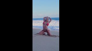 Jesse Jane - jessejanex () Jessejanex - so excited to be headed back to the beach again 09-08-2021-8