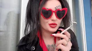 Sexy Smoking Fetish From Dominatrix Nika.-1