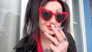 Sexy Smoking Fetish From Dominatrix Nika.-3