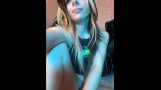 Bailey Base - Hot Babe Cuckolds With a Huge Dick She Can Finally Deepthroat and Cum Swallow 2  Deepthroat Bailey Base-3