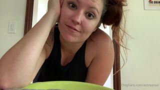 Onlyfans - Astrea Noir - astreanoirSweaty after a  mile walk - 16-08-2021-1