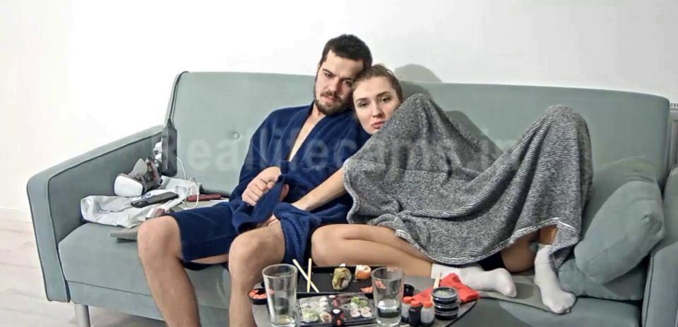 [K2S.CLUB] Reallifecam - Caroline And Park Blowjob In Lr On Sofa 12.10.2025 - SD 616P