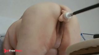 the neighbors pussy squirts powerfully from sex with a sex machine-9