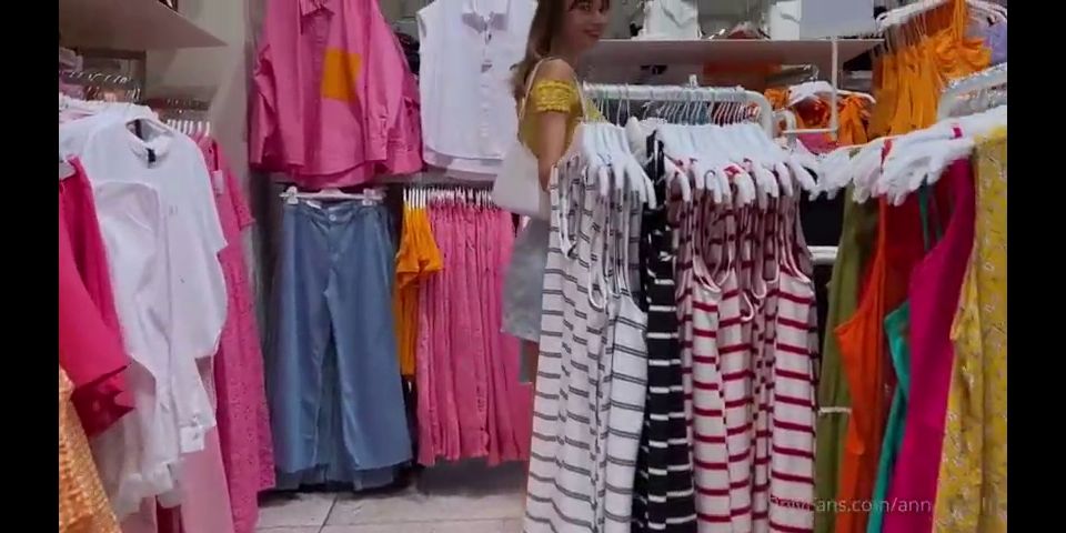 Fetish porn Anna Ralphs Anna Ralphs Shopping Mall Sextape