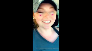 HayleeLove () Hayleelove - i thought this might give you guys a giggle heres me after the dentist yesterday 20-06-2020-9