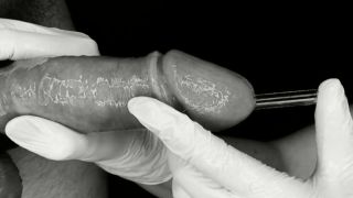 DEUTSCHE DOMINANZ (German) - The Peehole.-7