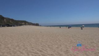 [ATKGirlfriends] Lily Winters Zuma Beach 1 [09.10.25] [1080p]-5