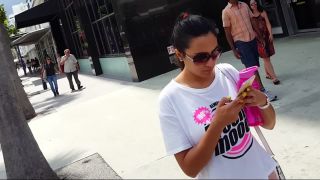 Candid Voyeur 1574-5