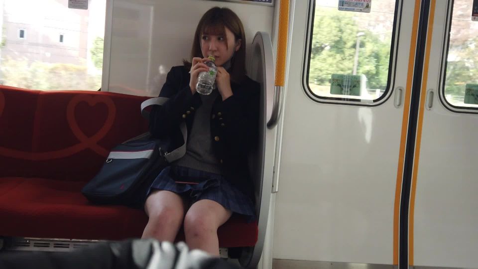 FC2PPV 2656608 パンツの中に手を入れながらジーッと見つめてくる少女がスケベすぎて神 - FC2PPV